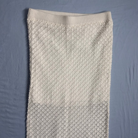 OLIVE‎ + OAK White Knit Maxi Skirt Textured Mesh Elastic Waist sz large - Picture 2 of 6